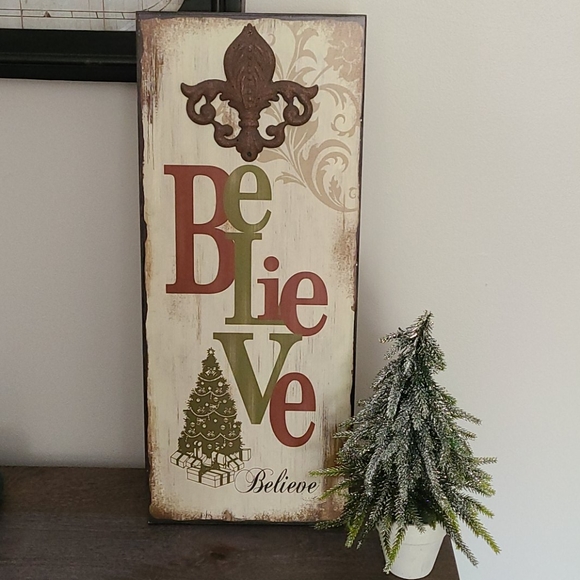 Other - Rustic Christmas 'Believe' Sign